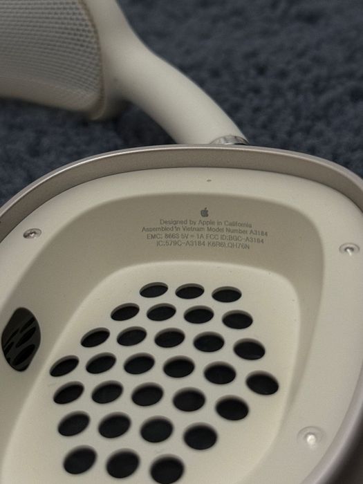 Airpods Max Starlight