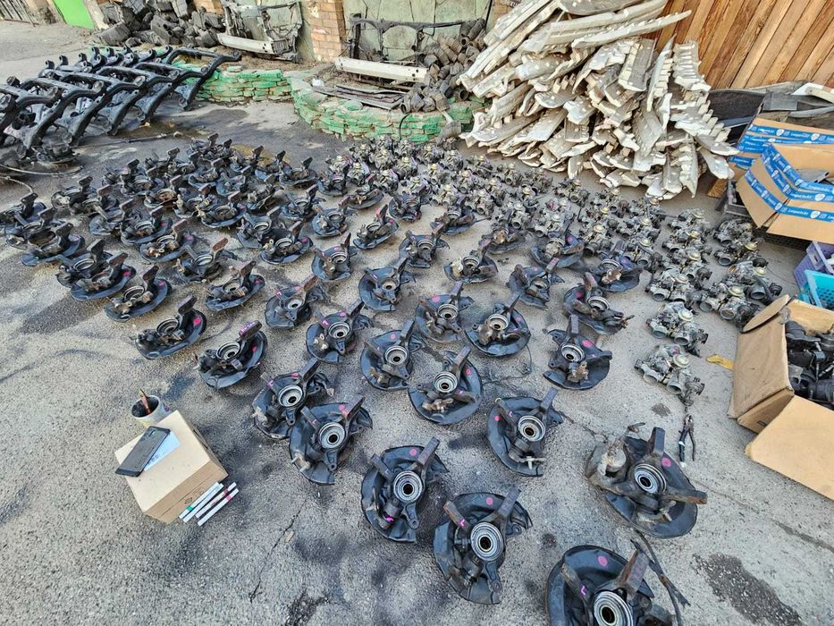 Передние цапфы RX300 4WD