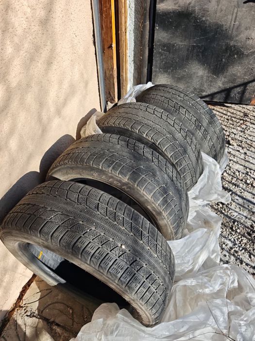 Резина 215/55/17