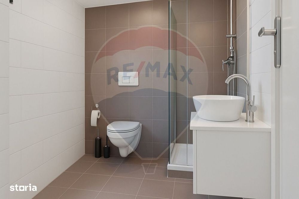 Vilă cu 6 camere de vânzare strada Matei Basarab