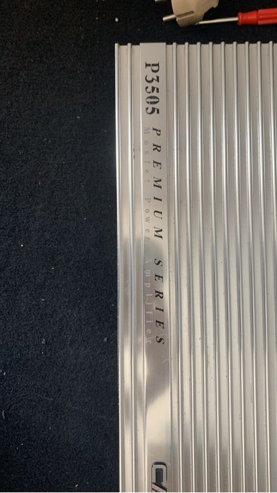 Продам усь калцел премиум в отличном состоянии только он не рабочий