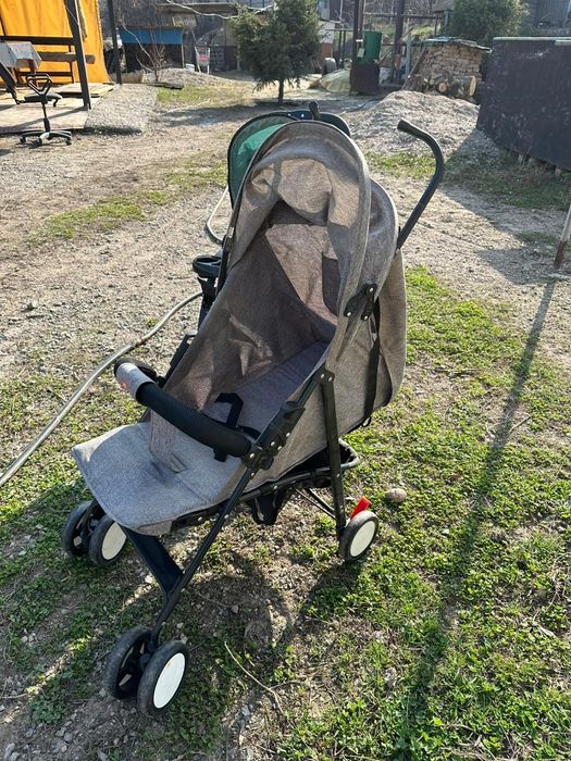 Продам коляски для прогулки