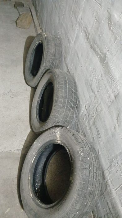 Продам резовые шины 195/65 на 15 диск