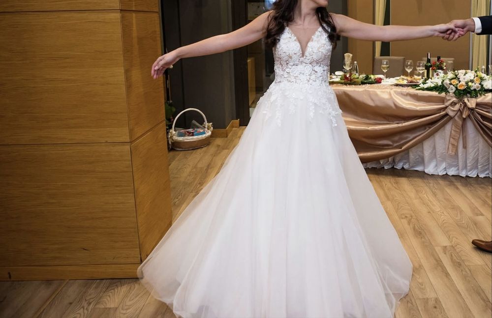 Булчинска рокля - Сватбен Център Варна