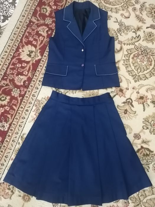 Продам школьную форму