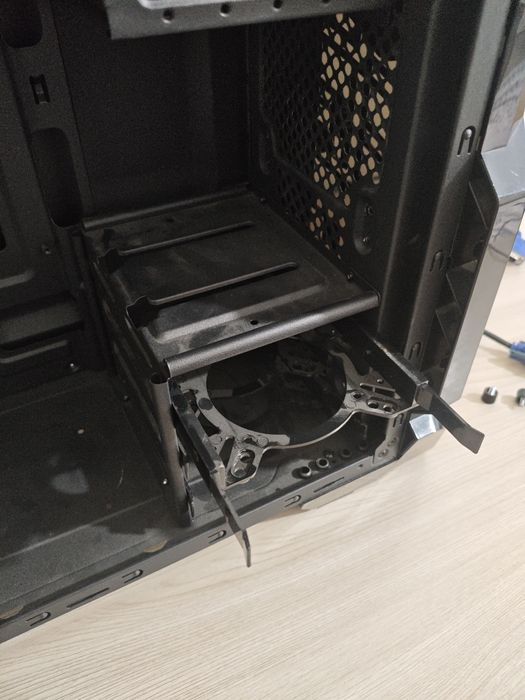 Корпус Thermaltake Versa N21, Black