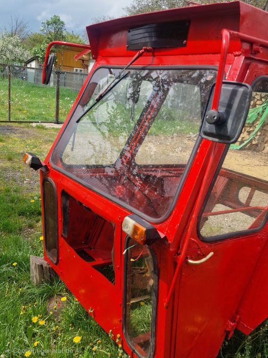 Cabina tractor u650 trapez