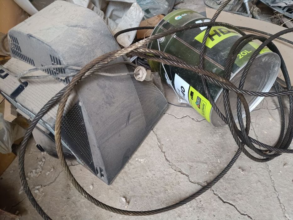 Tross sotiladi 12 metrdan oshiq