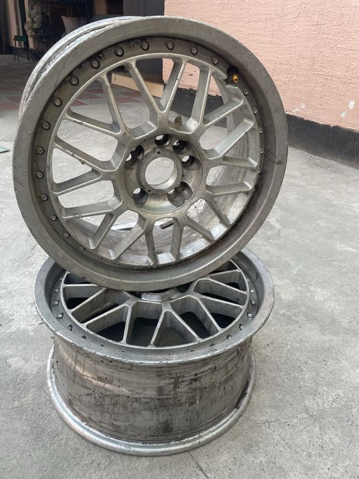 Продам диски на mitsubishi galant