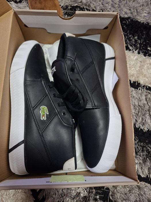 Ghetuțe Lacoste nr 41