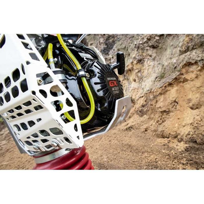 DR7X Dynapac Germania Honda GXR120 4CP 68KG