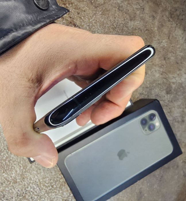 iPhone 11 Pro Max 64 gb karovka dok