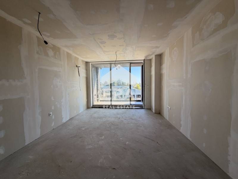 Продава се Двустаен апартамент в Варна, Аспарухово - 68 кв.м за 777 €/кв.м - Снимка #2