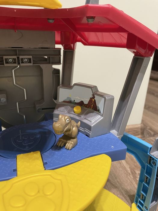 омплект Spin Master Прс патрул Щаб квартира с ексклузивна фигура