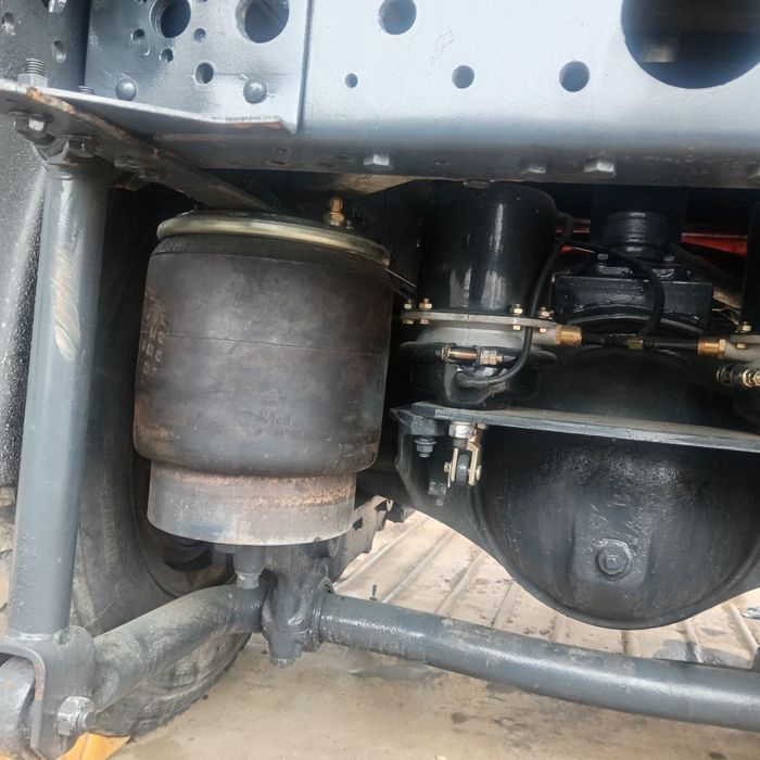 ЗИЛ 130 усиленный на подушках