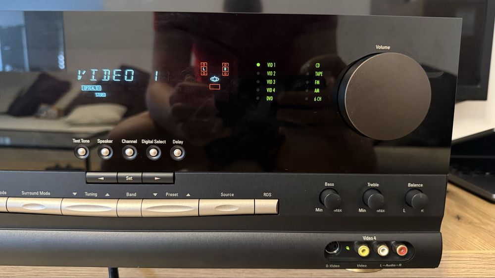 23 KG Amplificator/Receiver Harman Kardon AVR 7000