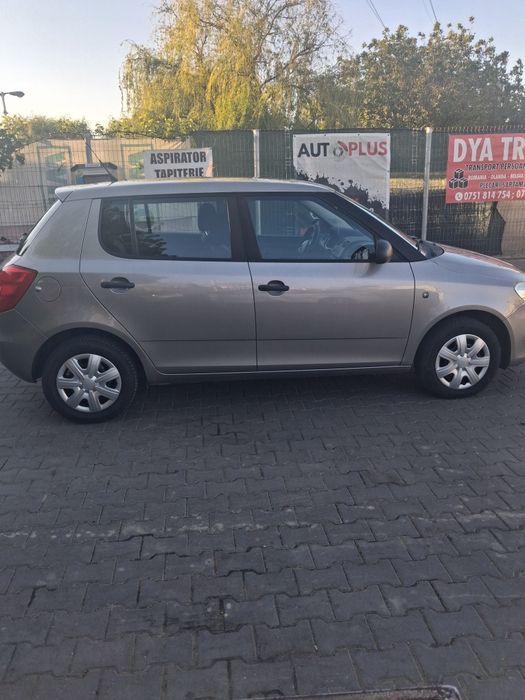 Skoda Fabia - An 2011  - 1,2 benzina - 70cp - Euro 5