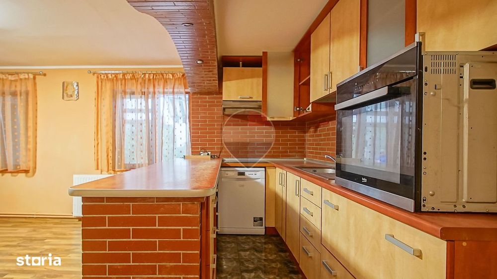 Comision 0 %! Casă de vânzare în Tărlungeni!