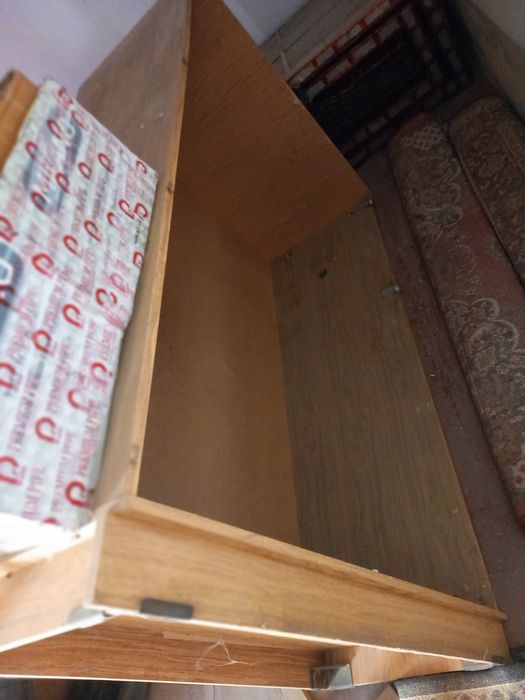 Eski mebila sotiladi