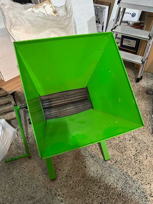 Гроздомелачка. Неизползвана