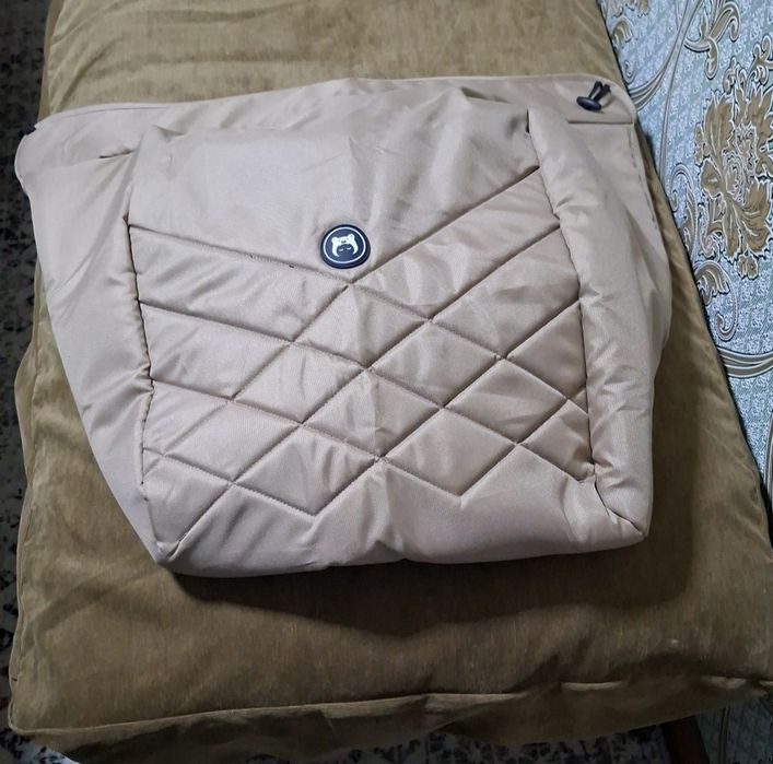 Коляска сотилади