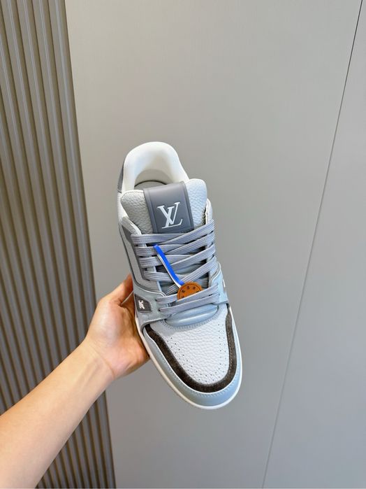 Adidasi Louis Vuitton , calitate premium , pe comanda , noi , 44