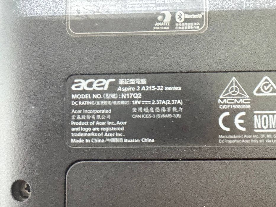 Ноутбук сотилади