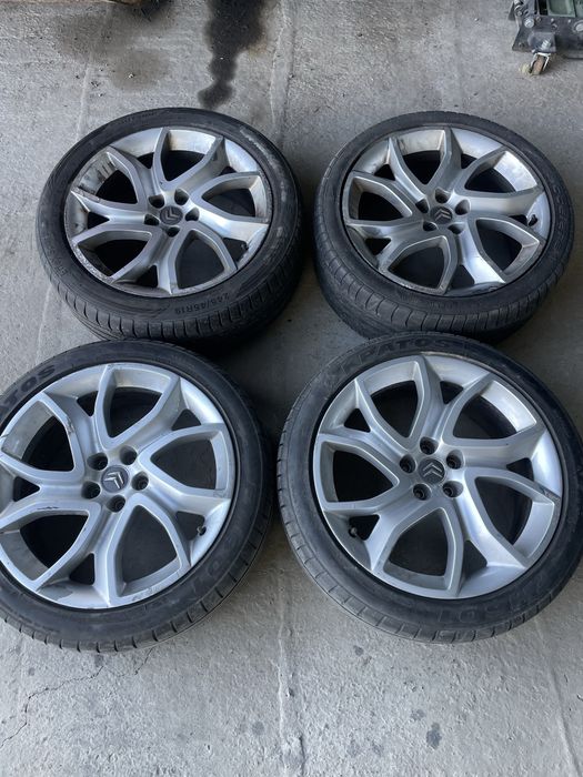 245/40/19 4бр. с джанти Ситроен