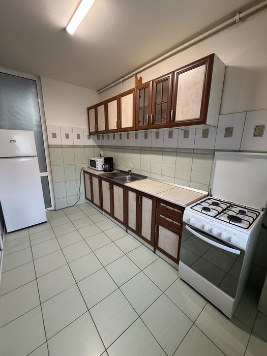 Apartament 2 camere de închiriat