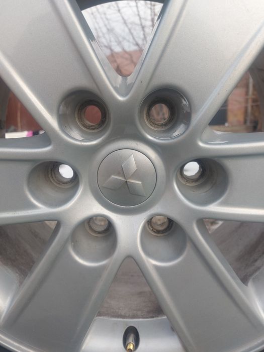 Шины с нисками 17 размер