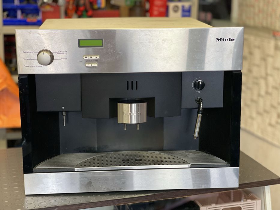 Кафемашина|Кафеавтомат за вграждане Miele CVA 620-2