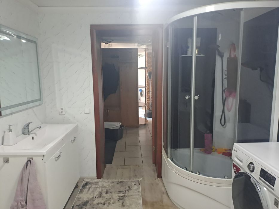 Продам дом в с. Новонежинка