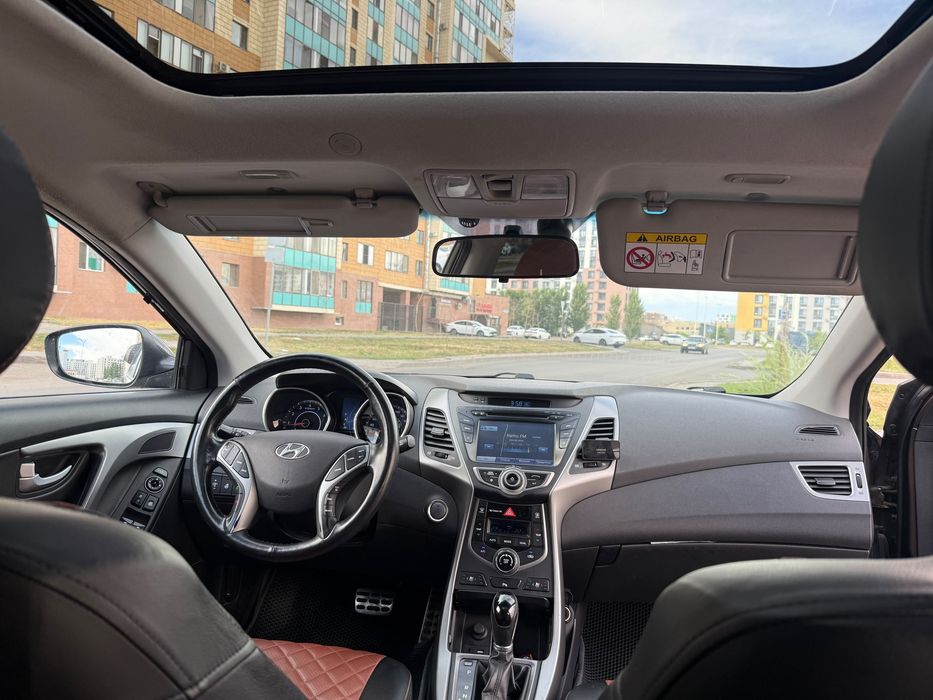 Hyundai Elantra (Хендай Элантра)