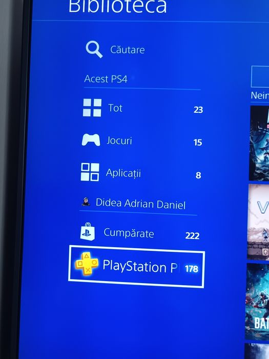 PS 4 PRO + 2 controlere.