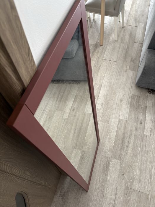 Oglinda 140*40 - cadru roșu