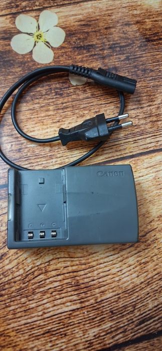 Aparat foto canon eos 350d