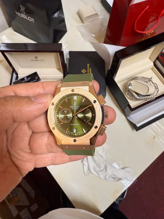Hublot Classic Fusion Chronograph green rose gold