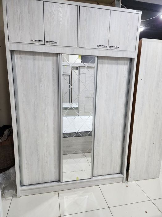 ШКАФ КУПЕ Фабричное качество. Можно купить в рассрочку но без скидок.