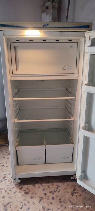 Холодильник Позис.