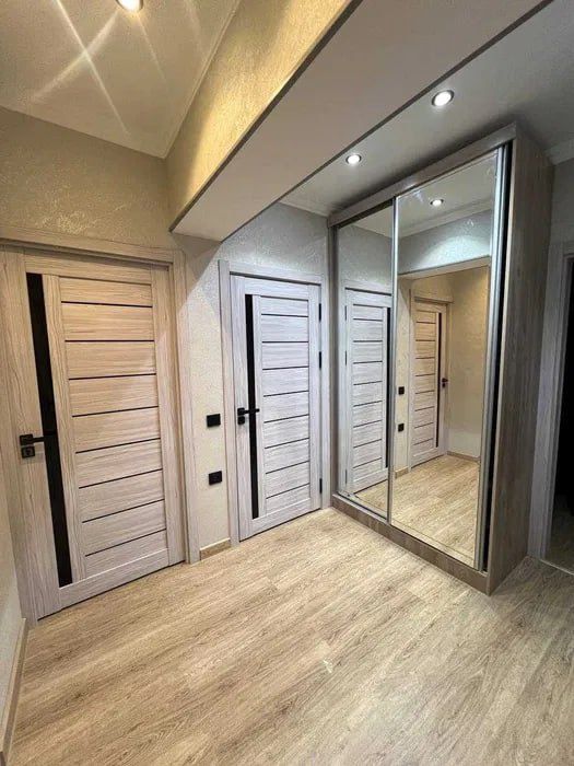 Мебель на заказ ( шкафы , кухни , прихожие, тв тумба  )