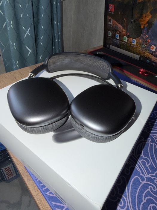 Airpods max в отличном сосоянии