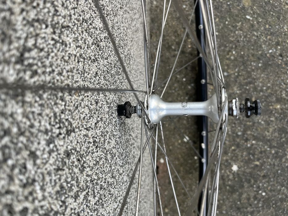 Vand roti 28 Shimano Dura Ace 7200 bicicleta cursiera semicursiera