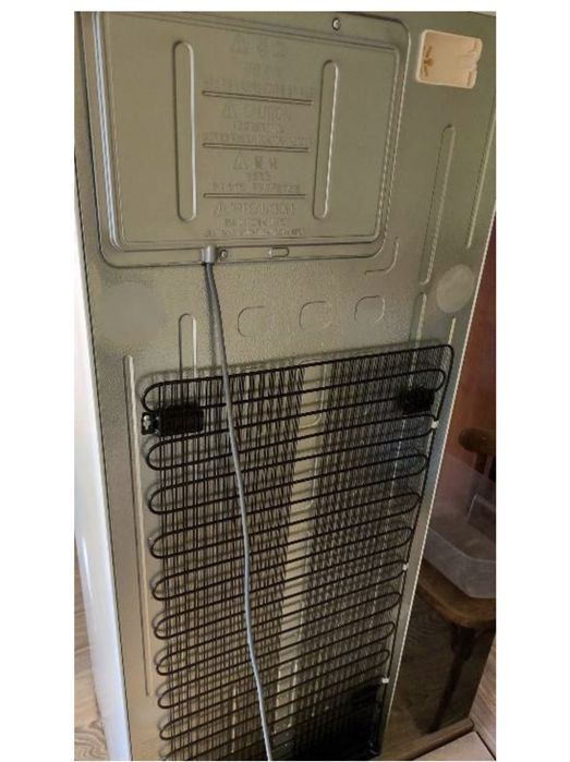 Продам Холодильник LG