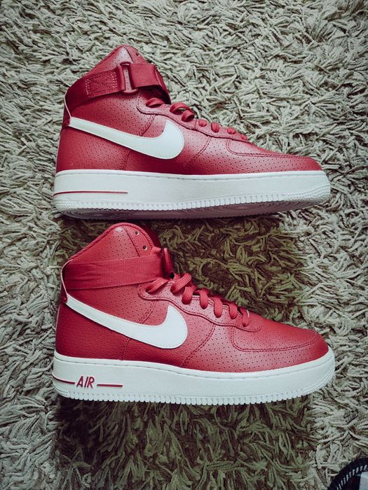 Nike,Polo,Neu balance,H&M