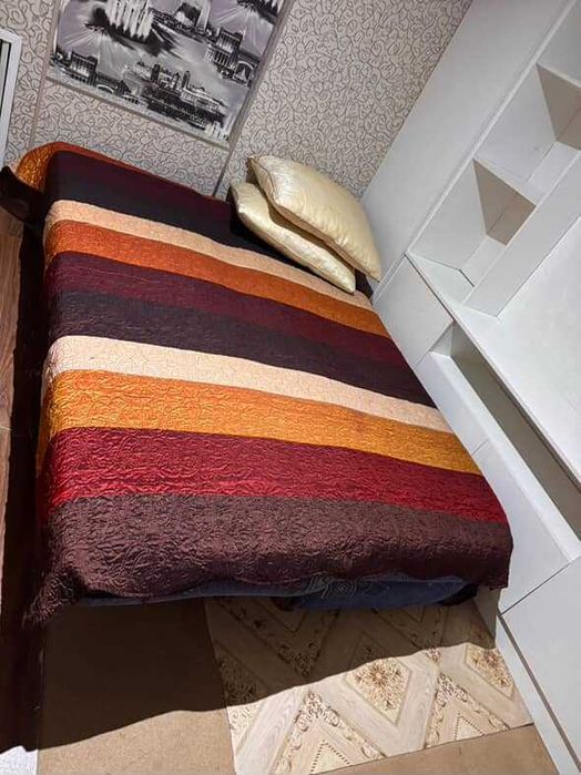 Продам студию в цоколе (Левый берег)