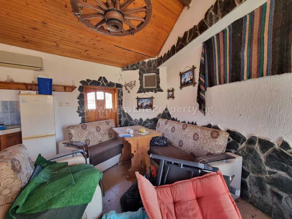 Двуетажна къща с басейн, Инцараки Свети Влас