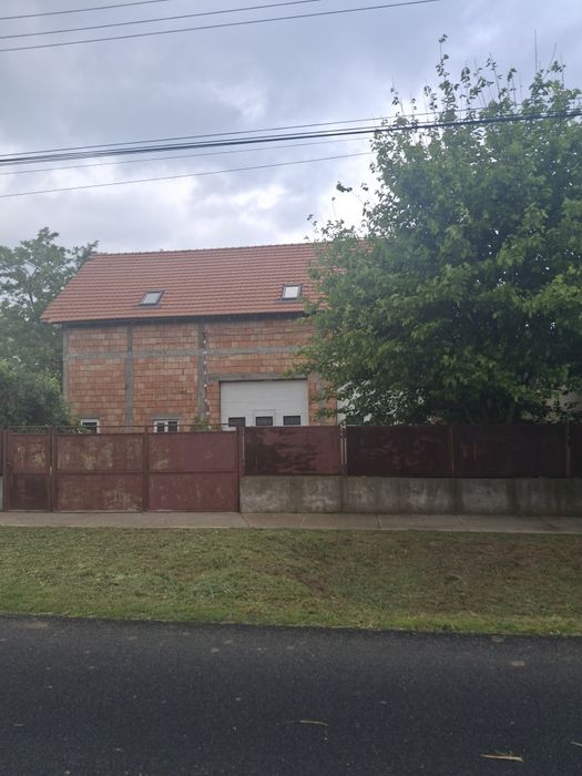 Casa nou construită in Iratosu langa Arad