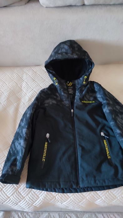 Куртка на мальчика демисезонная