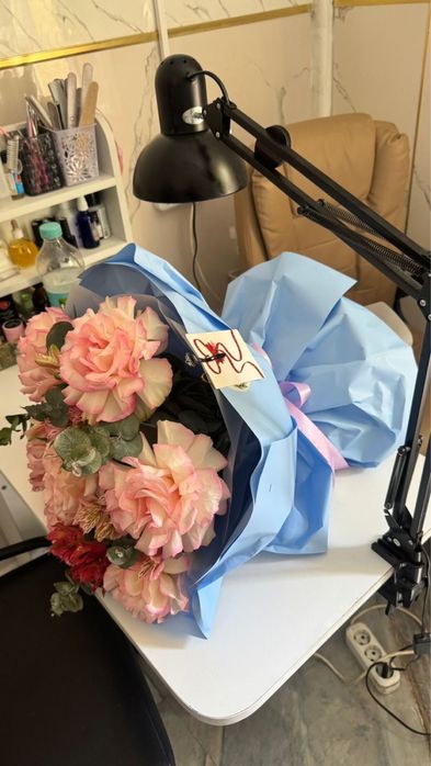 роза букет 7 шт свежие