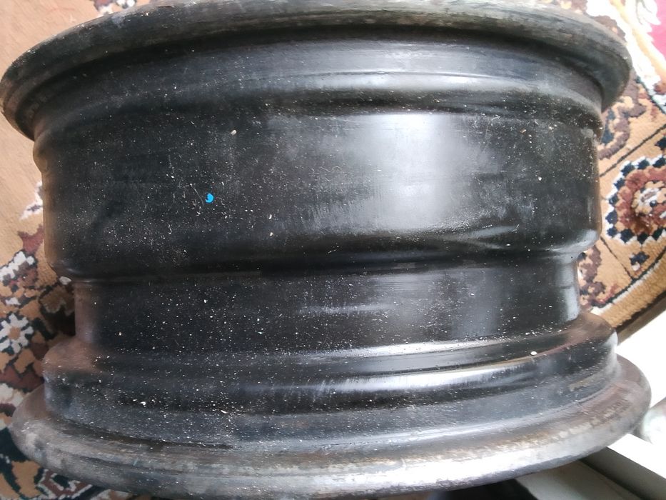 Продам диски на 15 в отличном состоянии